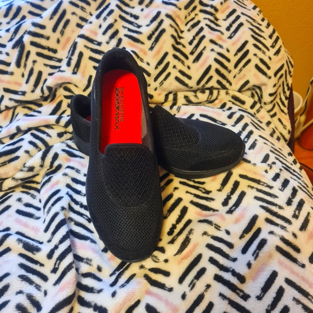 Sketchers walking shoes